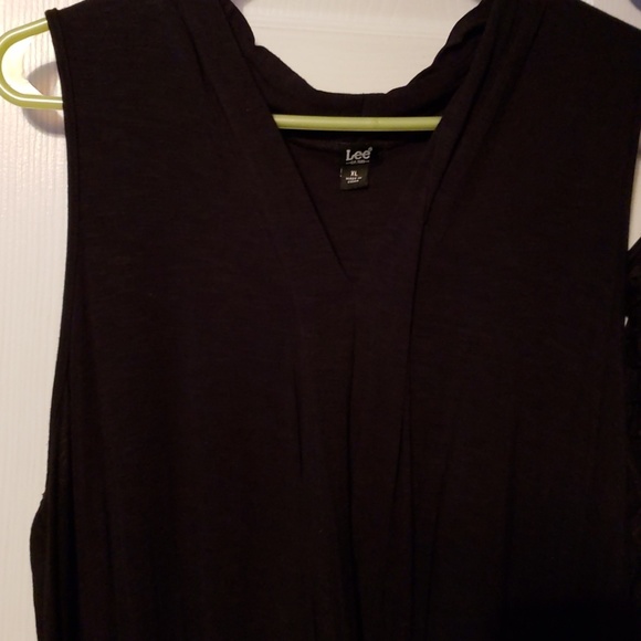 Women's tops - Picture 3 of 3